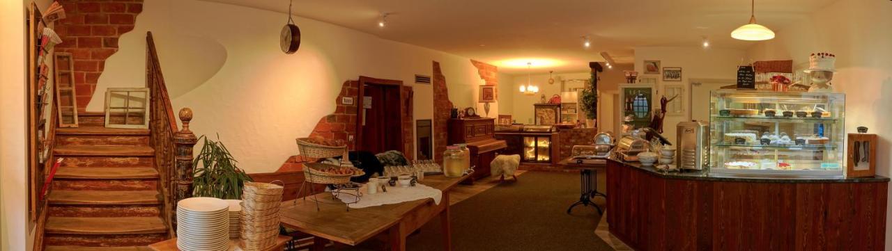 Gret-Stube Hotel Weilheim ภายนอก รูปภาพ