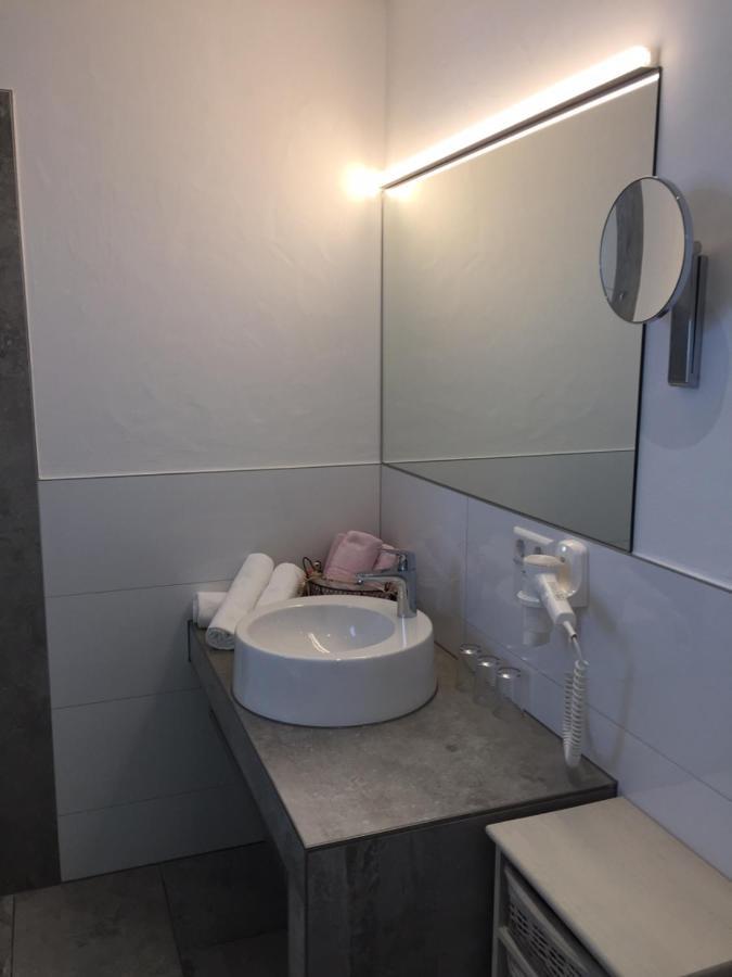 Gret-Stube Hotel Weilheim ภายนอก รูปภาพ
